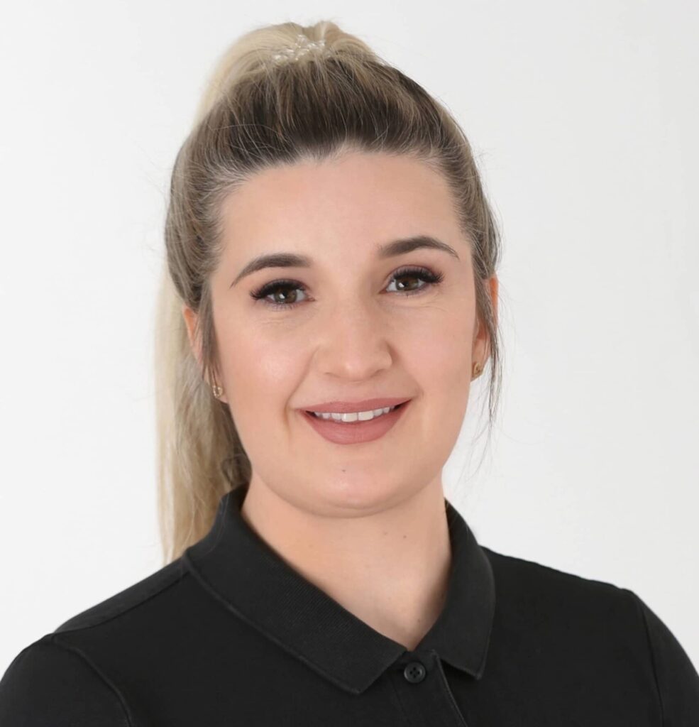 Djina-Zahnprophylaxe-zz